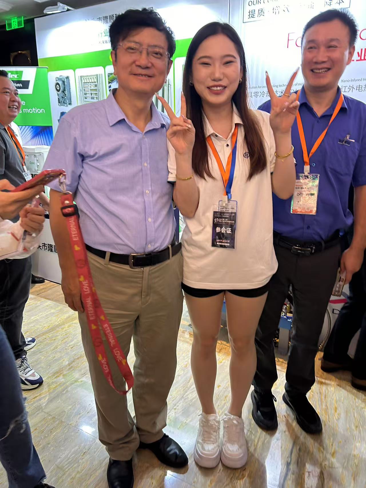 d6af989467b2a389cfd921f2692985bc.jpg d6af989467b2a389cfd921f2692985bc.jpg